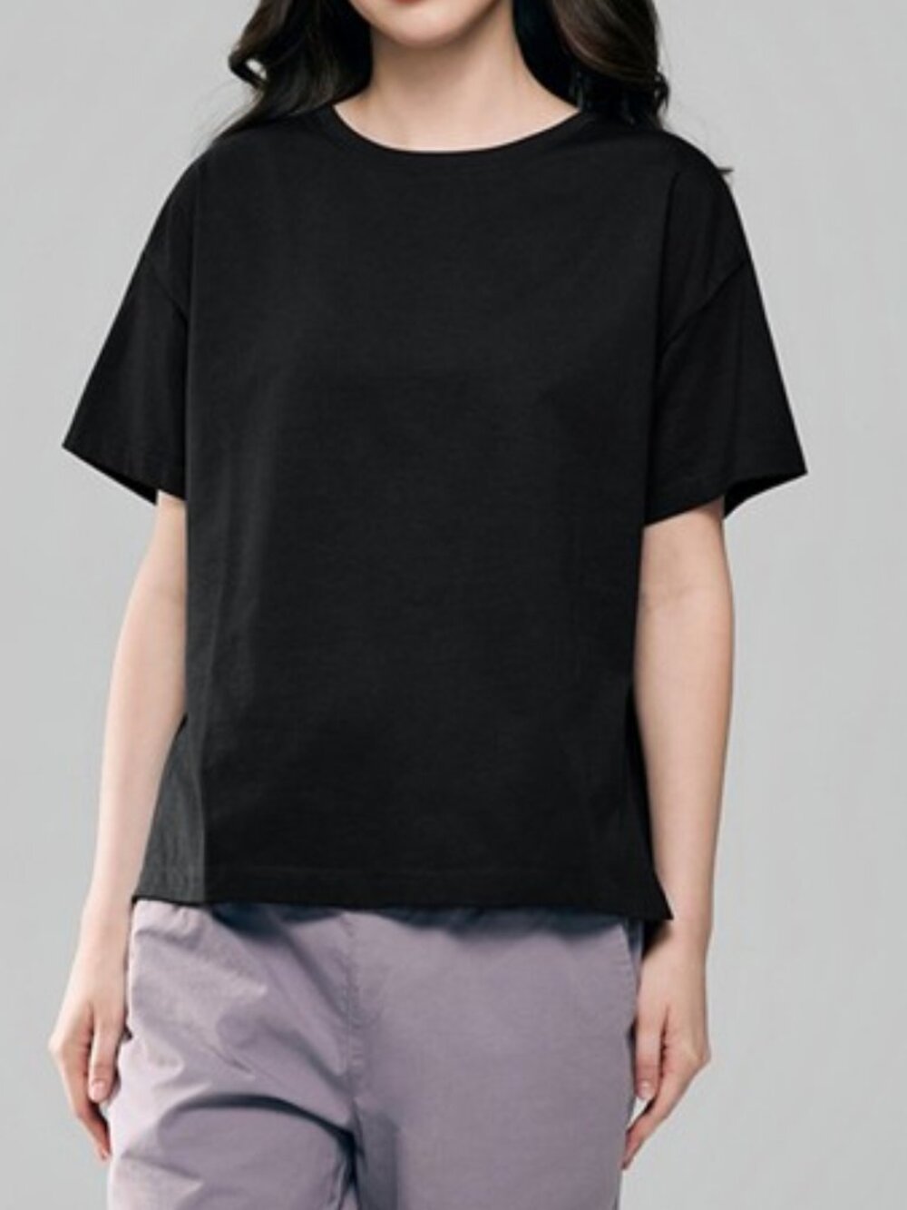 Giordano short sleeve crewneck t-shirt black women's size 4